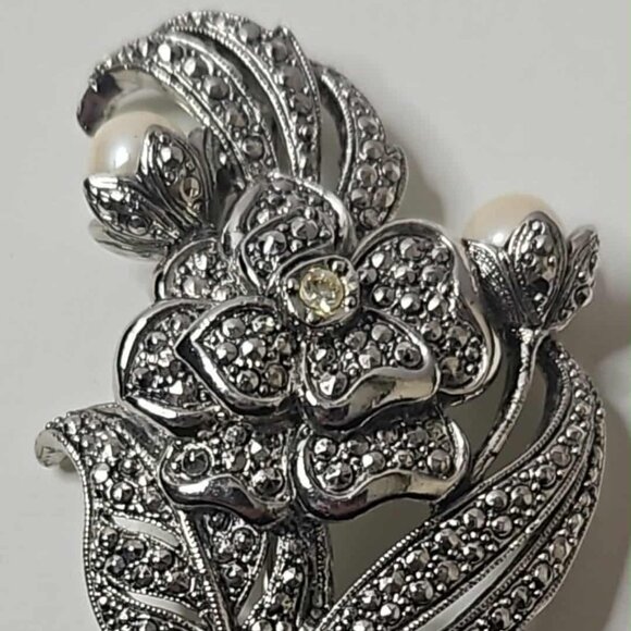 Vintage KJL Kenneth Jay Lane For Avon